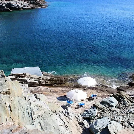 度假居 Romantic And Cozy House On The Waterfront In Koundouros, Kea