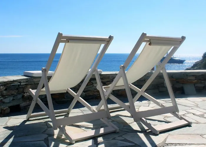 Romantic And Cozy House On The Waterfront In Koundouros, Kea *