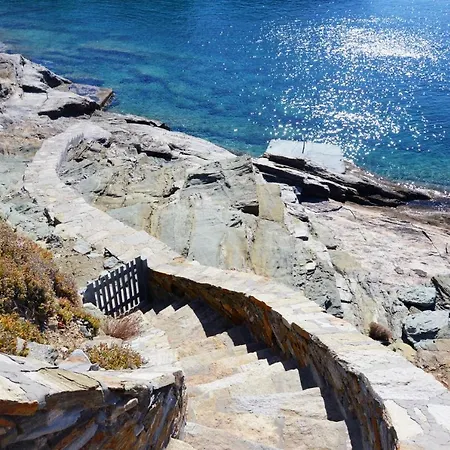 Romantic And Cozy House On The Waterfront In Koundouros, Kea Dom wakacyjny *