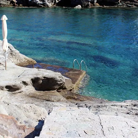 Romantic And Cozy House On The Waterfront In Koundouros, Kea Dom wakacyjny Koundouros